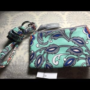 Vera Bradley Lanyard and zip ID CASE